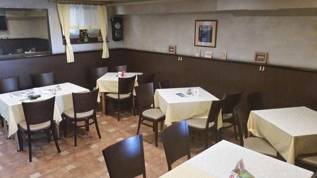 נובי סאד Apartmani Amaro מראה חיצוני תמונה
