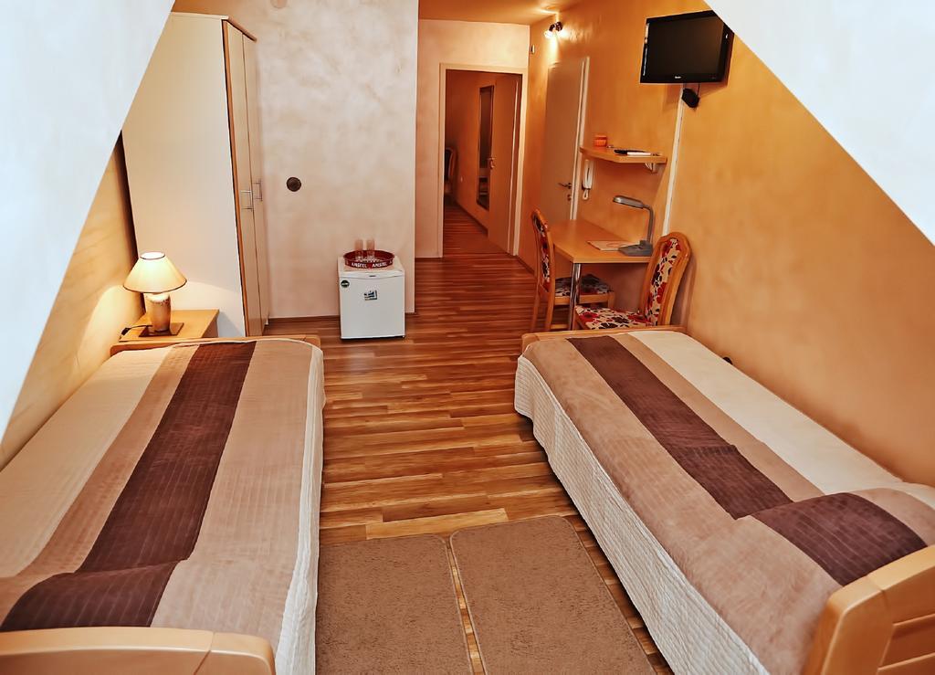 נובי סאד Apartmani Amaro חדר תמונה