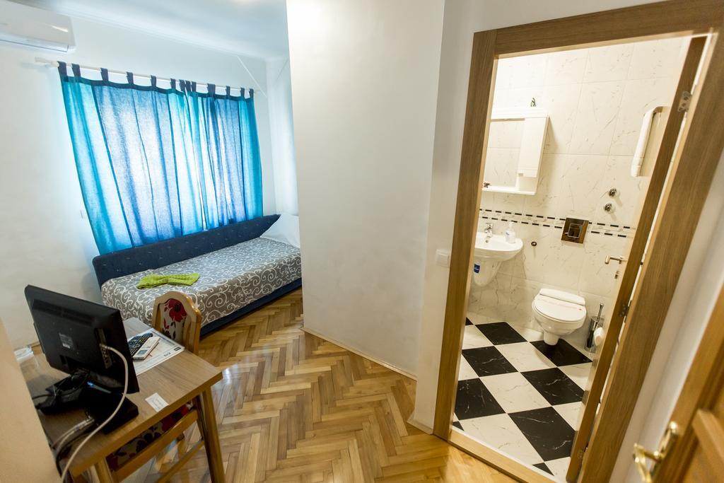 נובי סאד Apartmani Amaro מראה חיצוני תמונה