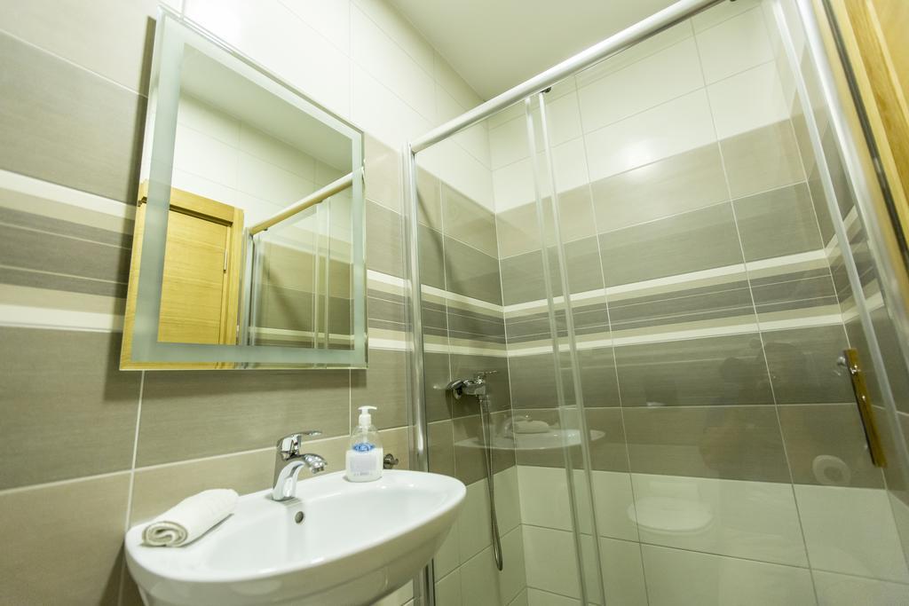 נובי סאד Apartmani Amaro מראה חיצוני תמונה